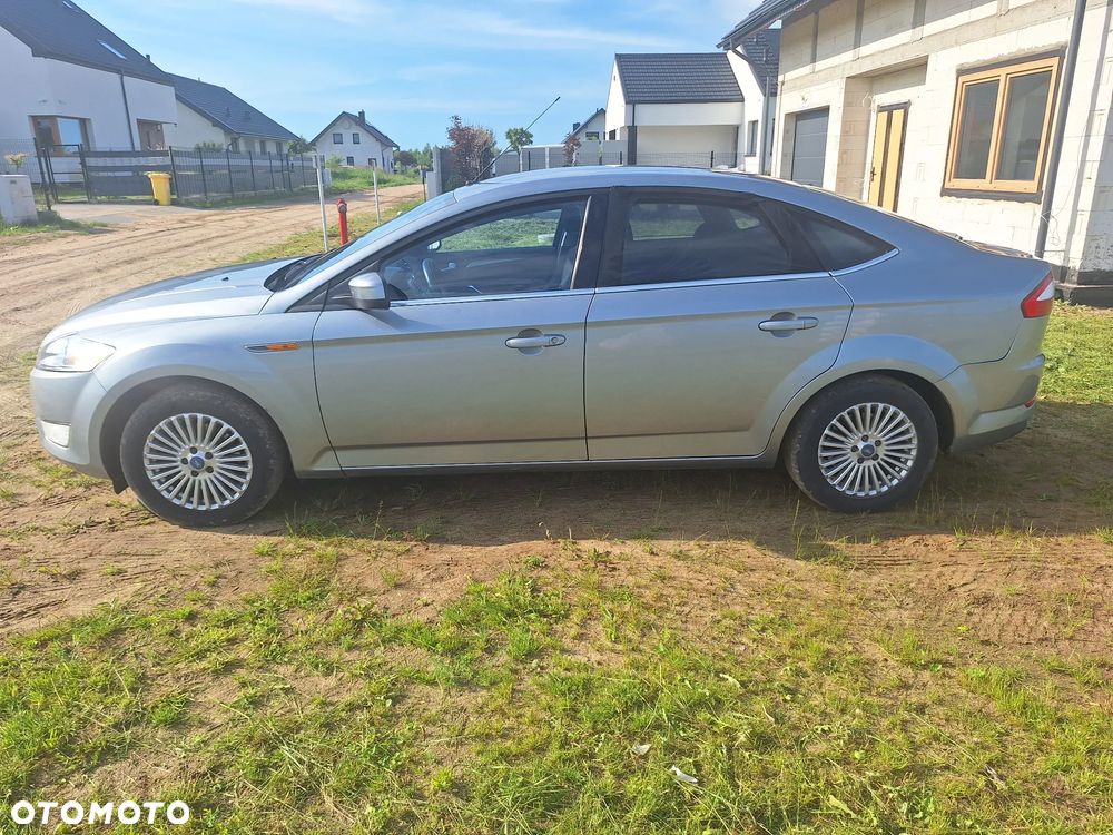 Ford Mondeo 2.0 TDCi Titanium - 12