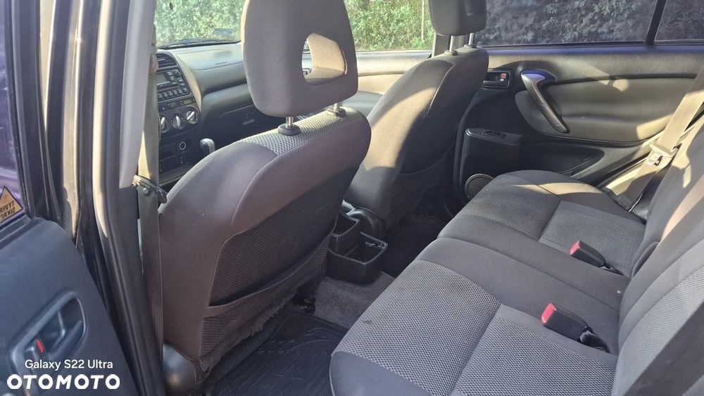 Toyota RAV4 2.0 VVT-i Sol - 2