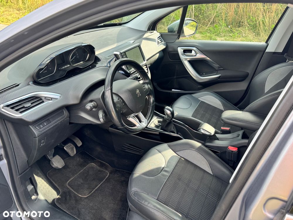Peugeot 2008 1.6 BlueHDi Style - 6