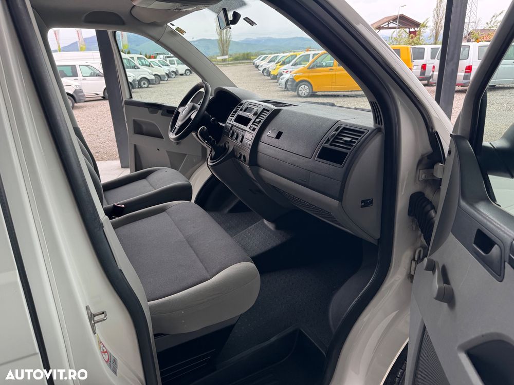 Volkswagen Transporter - 17
