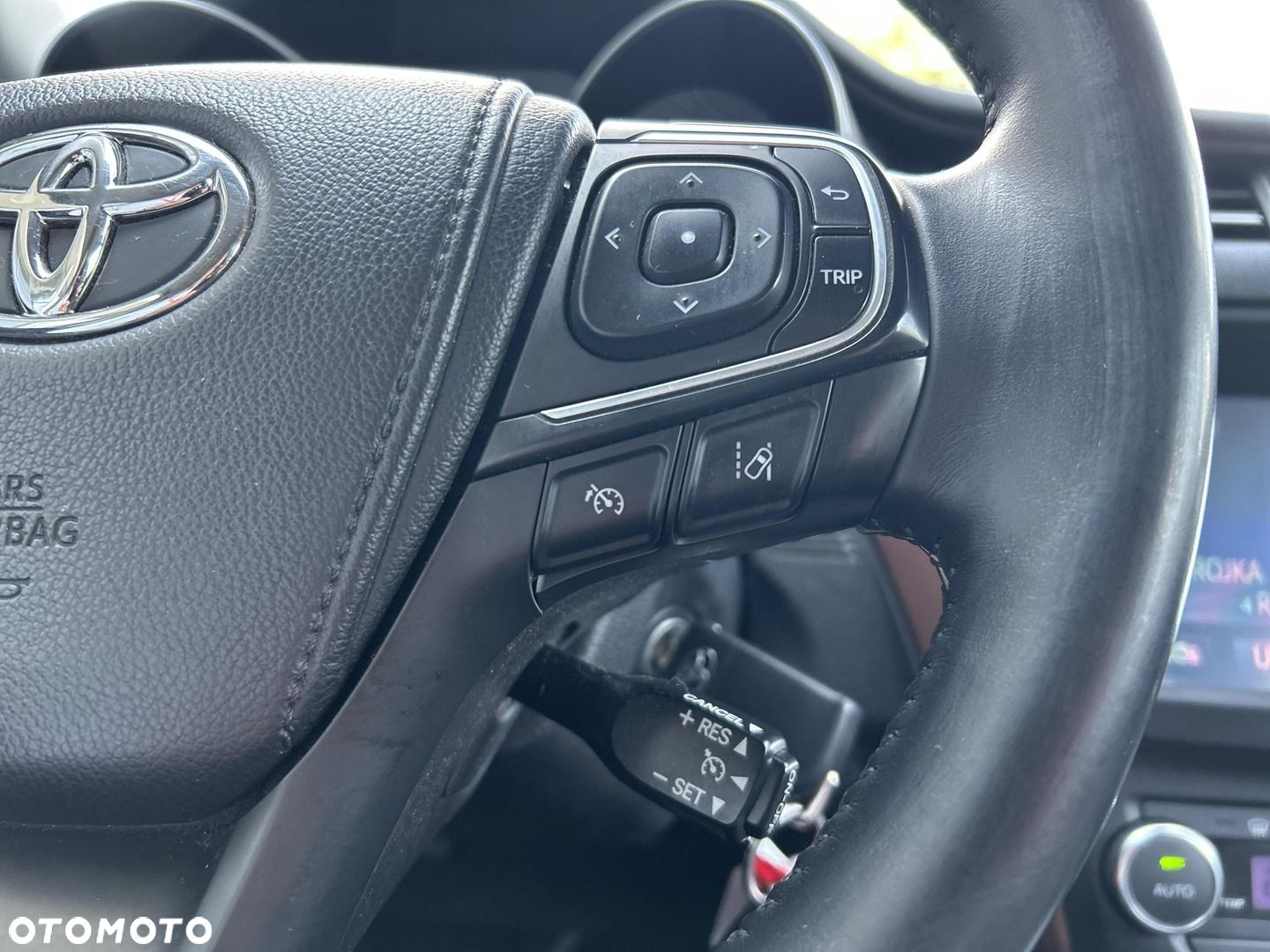 Toyota Avensis - 15