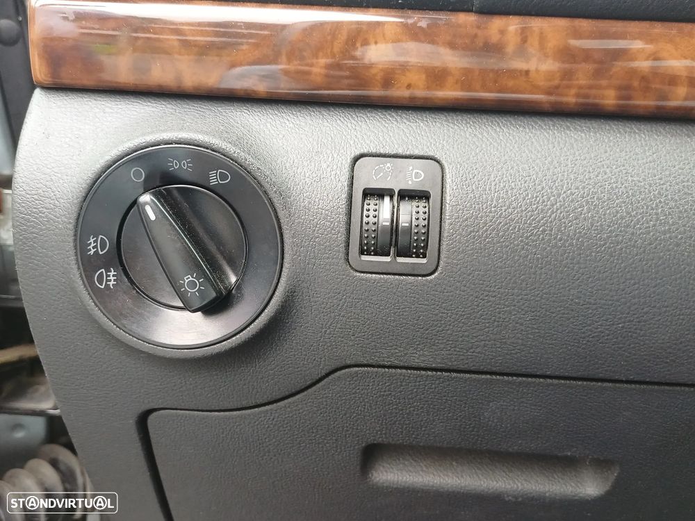 Ford Galaxy TDI Ghia - 21