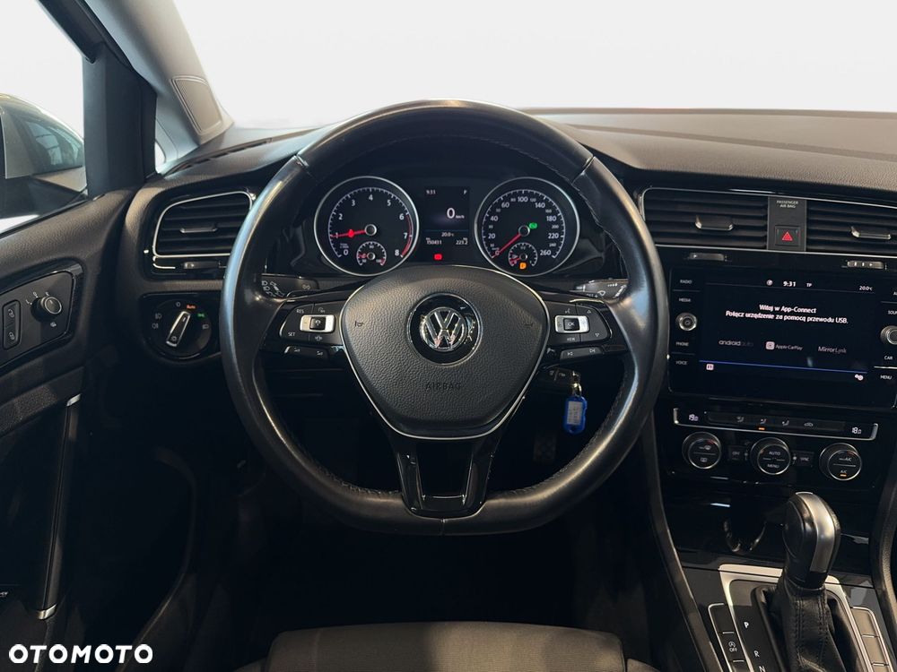 Volkswagen Golf Variant - 15