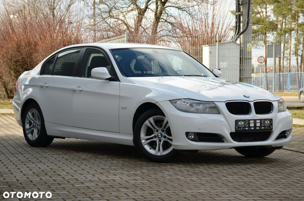 BMW Seria 3 - 16
