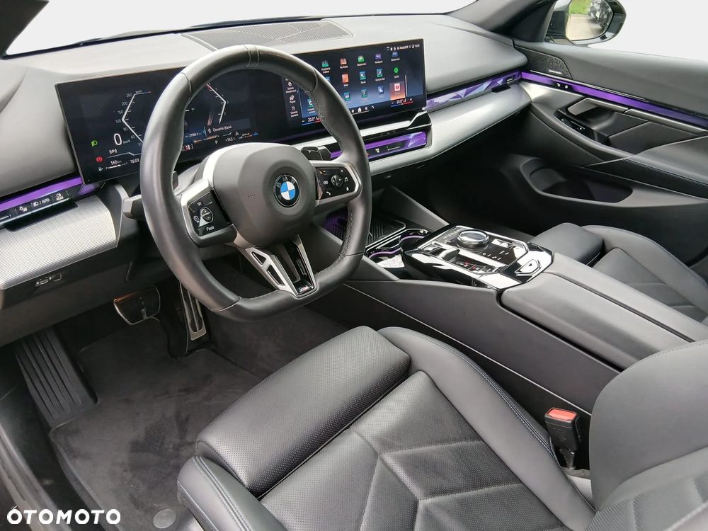 BMW Seria 5 520d xDrive mHEV M Sport - 11