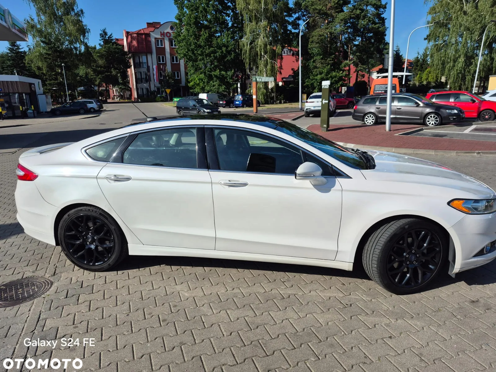 Ford Fusion 2.0 EcoBoost Titanium - 4