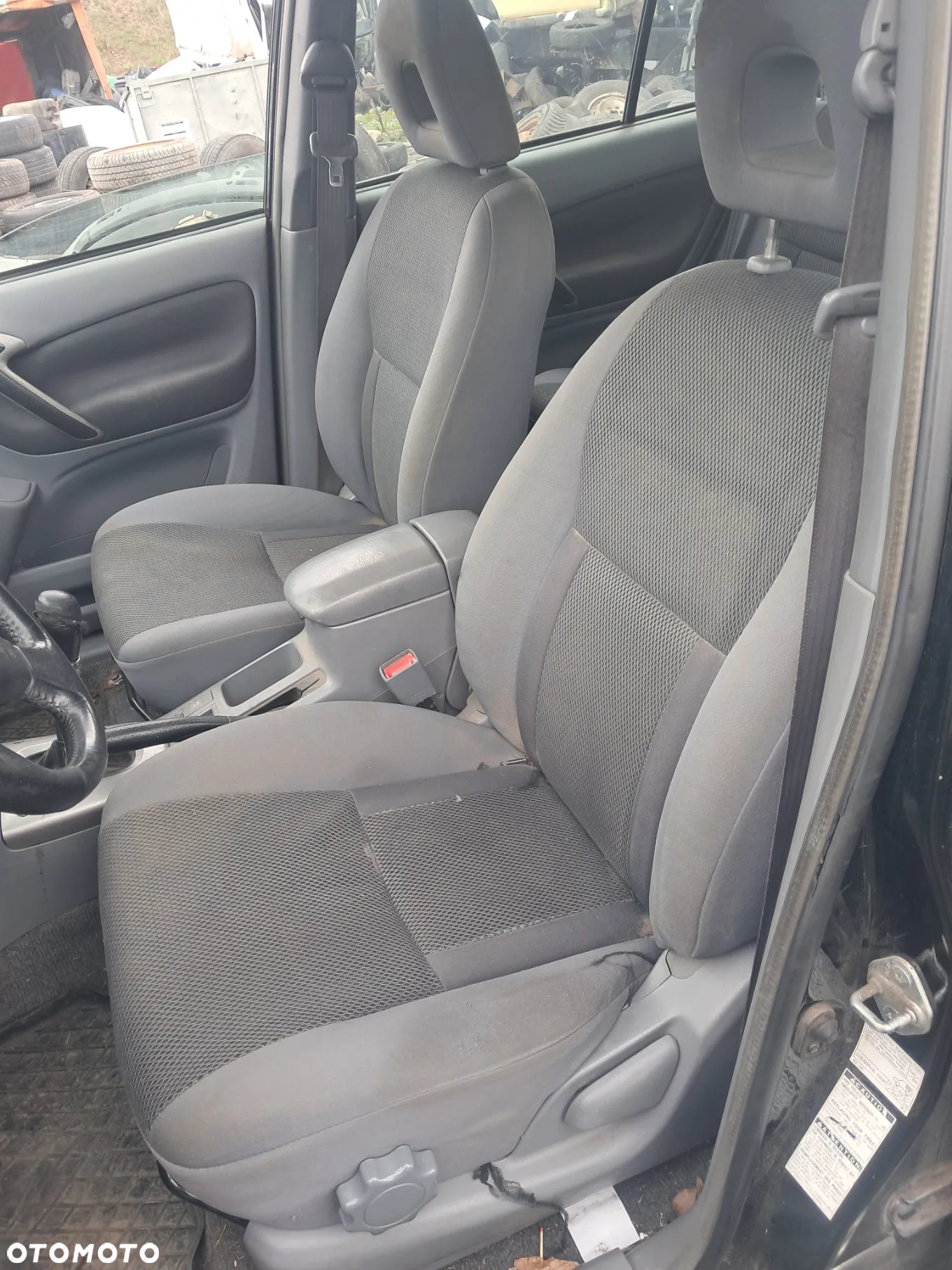 TOYOTA RAV 4 II 2002 2.0 D4D : ICD-FTV KL 202 - 14
