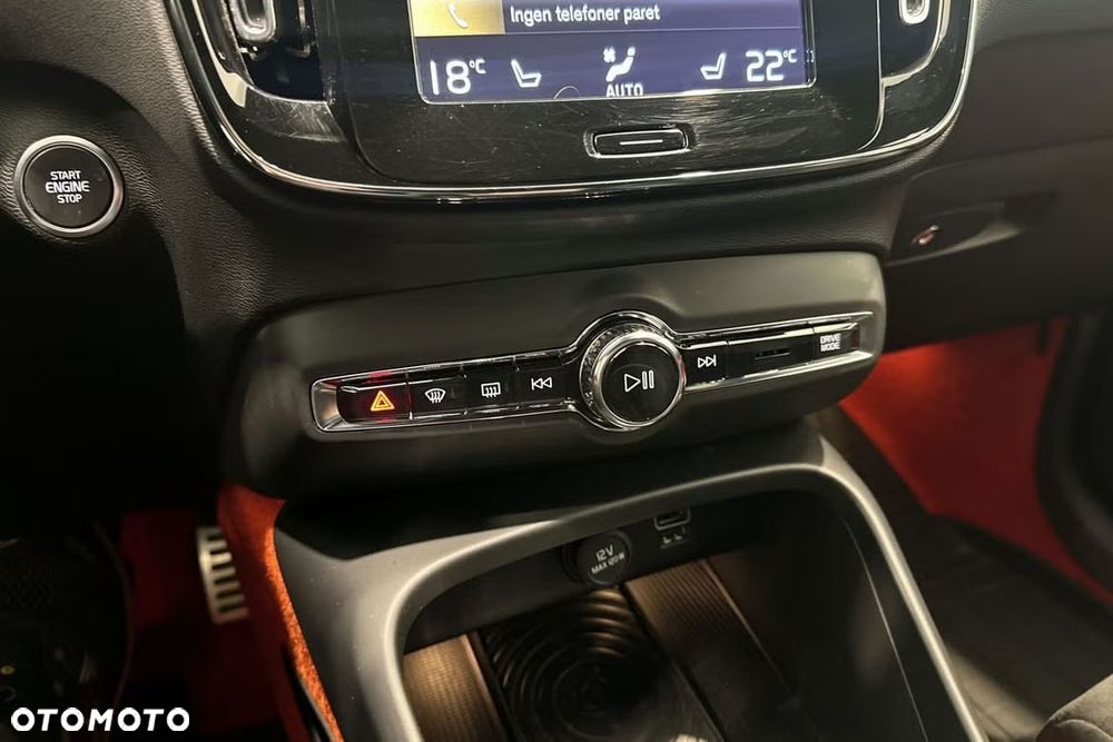 Volvo XC 40 D4 AWD R-Design - 20