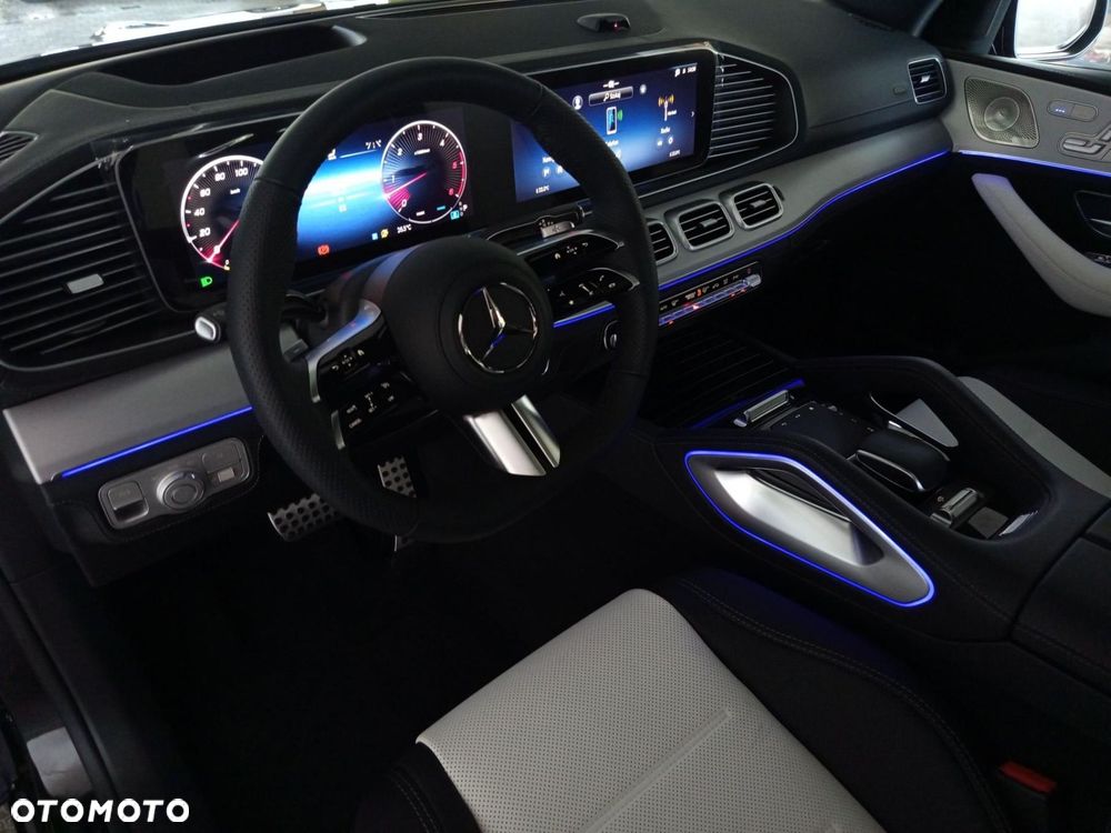 Mercedes-Benz GLE - 10