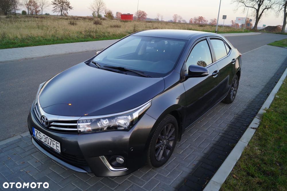 Toyota Corolla 1.6 Premium EU6 - 1