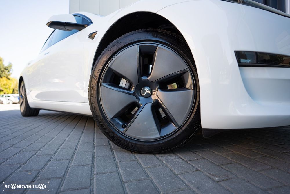 Tesla Model 3 Standard RWD - 28