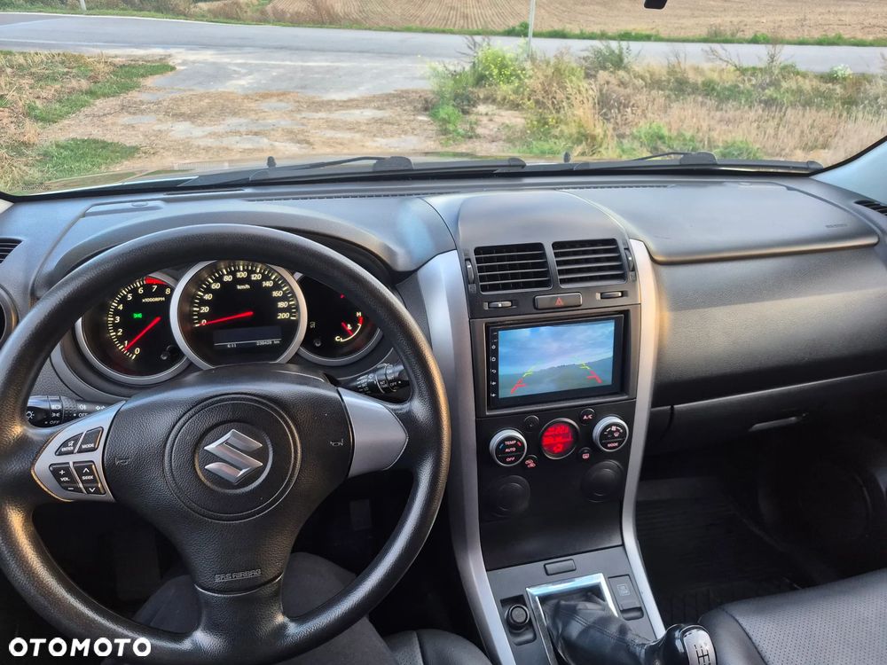 Suzuki Grand Vitara - 19