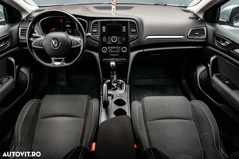 Renault Megane Blue dCi 116 Zen - 7