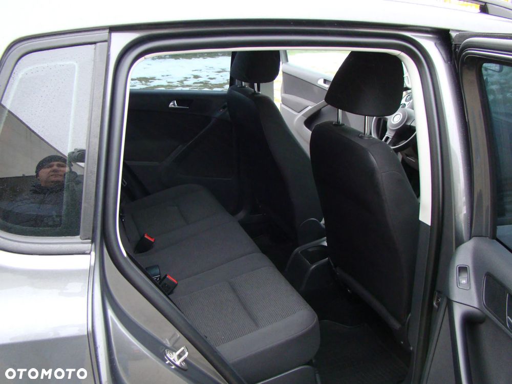 Volkswagen Tiguan 2.0 TDI DPF 4Motion Trend & Fun - 12