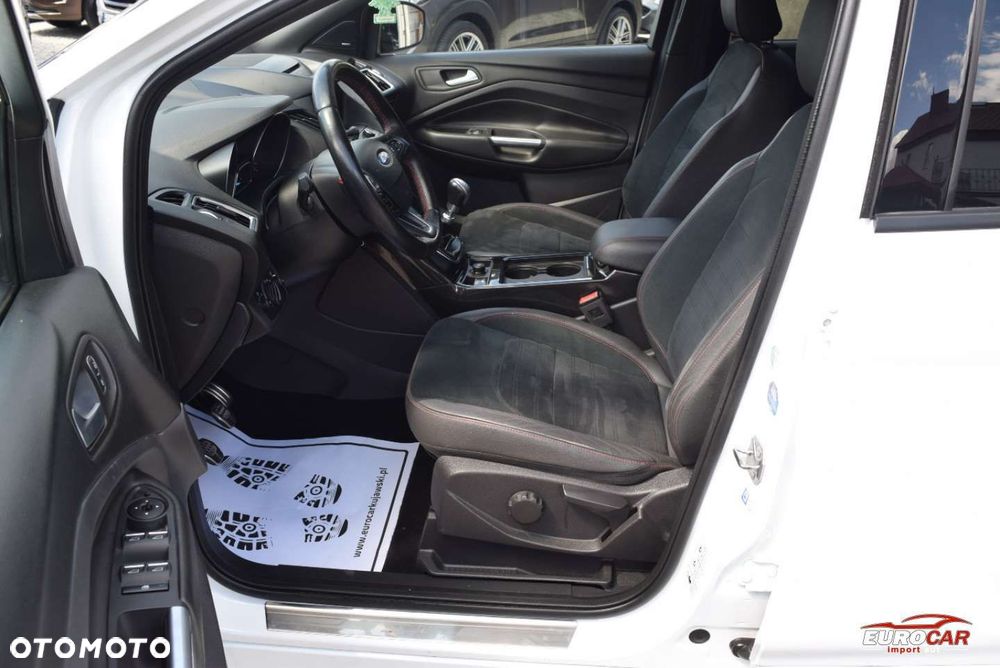 Ford Kuga 2.0 TDCi AWD ST-Line - 10