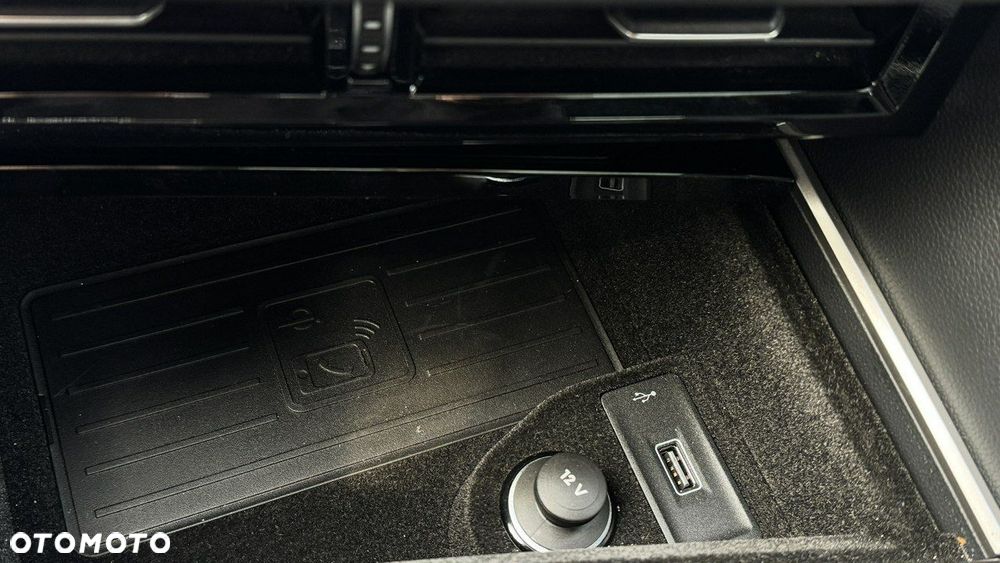 Volkswagen Touareg - 38