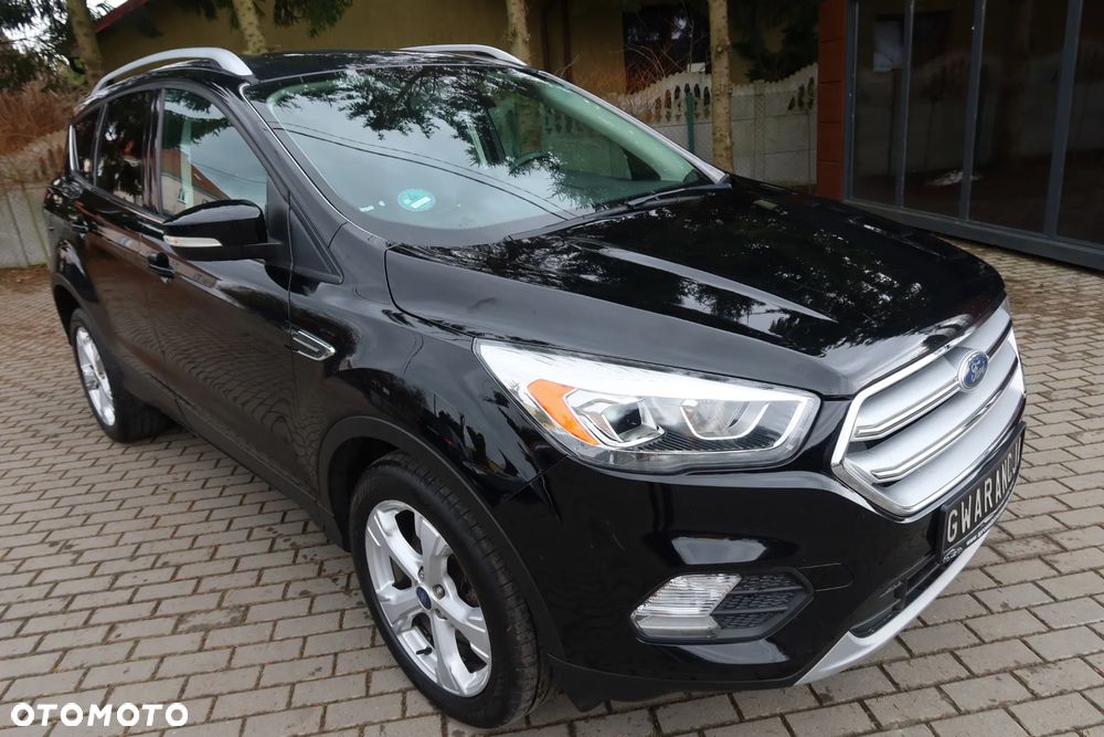 Ford Kuga 2.0 TDCi 2x4 Titanium - 1