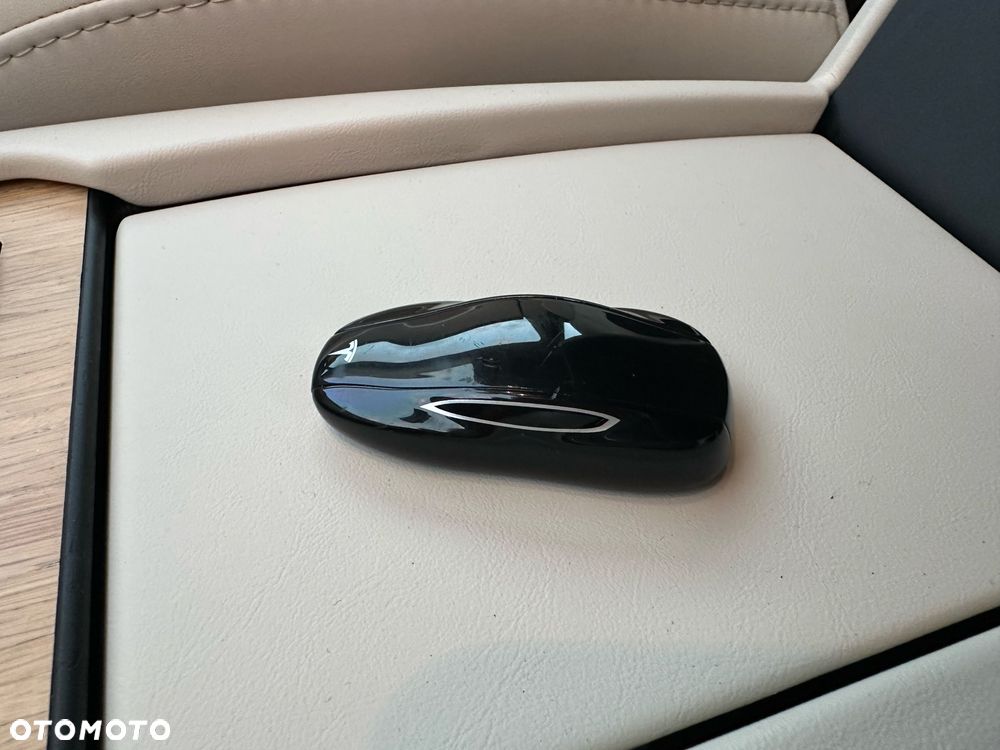 Tesla Model S 100D Allradantrieb Performance - 27