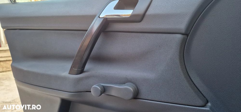 Volkswagen Polo - 12