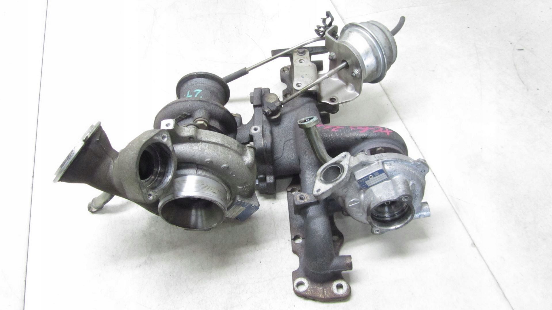 VOLVO XC60 2.4 TURBOSPRĘŻARKA 31293086 08-13 - 2