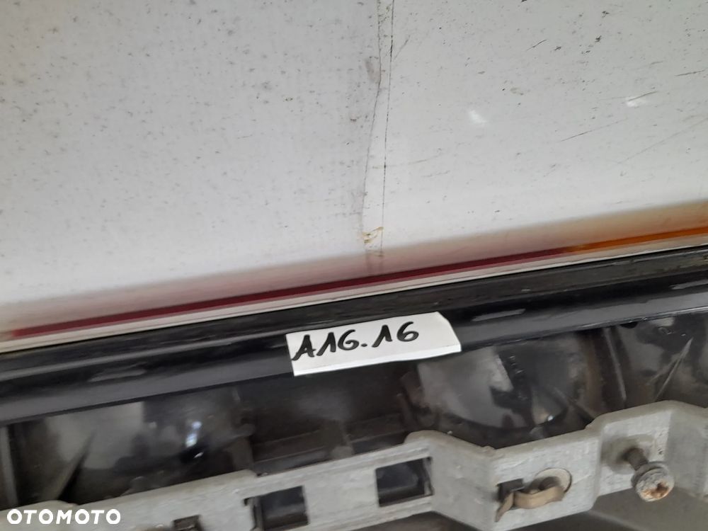 Lampa lewy tył Ford Capri MK2 Hella 74EG13435DA - 6