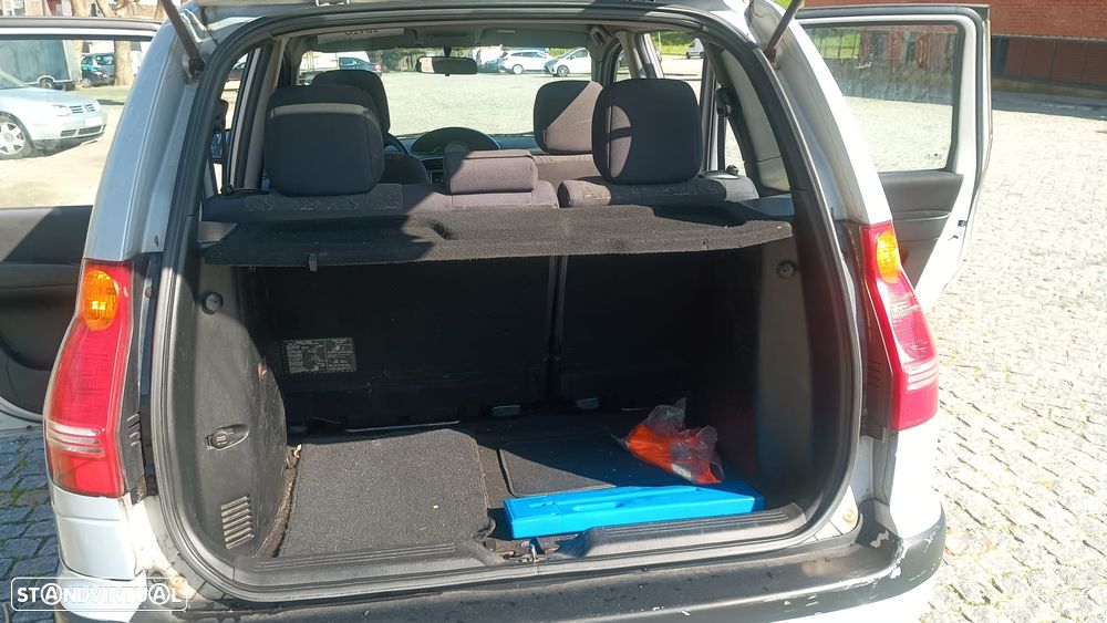 Hyundai Matrix 1.5 CRDi GLS - 15