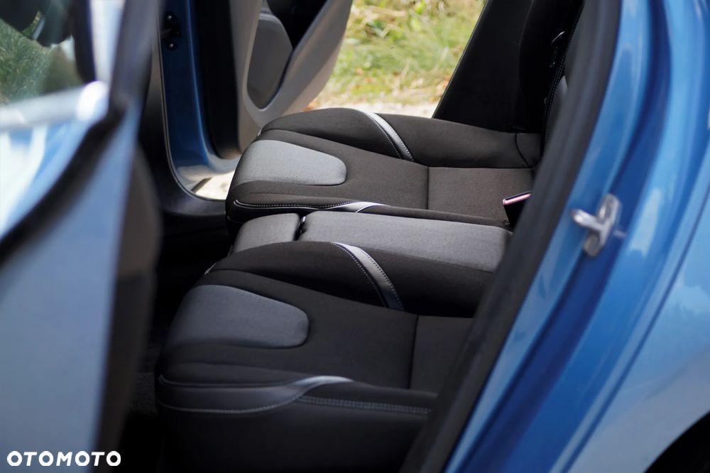 Volvo V40 - 31