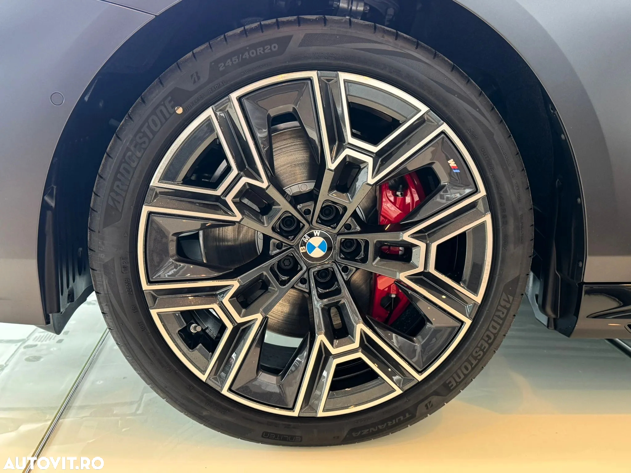 BMW Seria 5 540d xDrive AT MHEV - 8