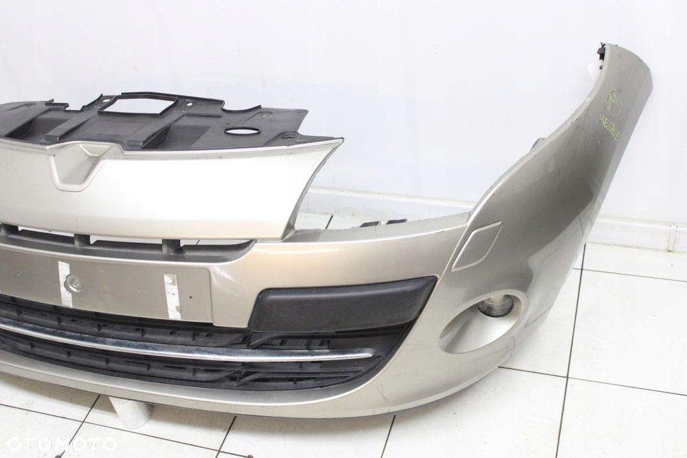 RENAULT MEGANE III HB KOMBI 08R- ZDERZAK PRZÓD PRZEDNI SPRYSKI - 3