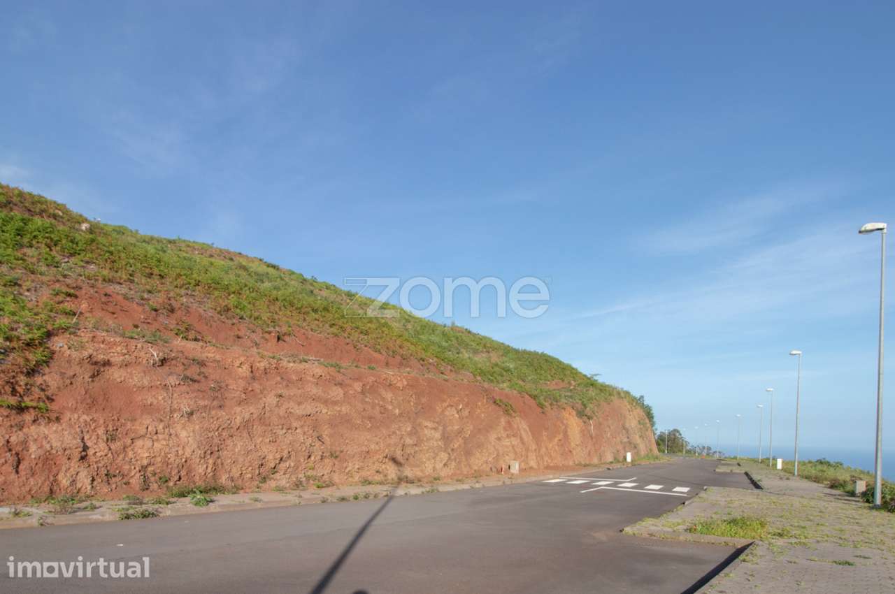Lote de Terreno em Santa Cruz 1510m² - Grande imagem: 2/4