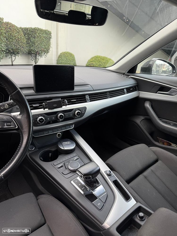 Audi A4 Avant 2.0 TDI S tronic design - 2