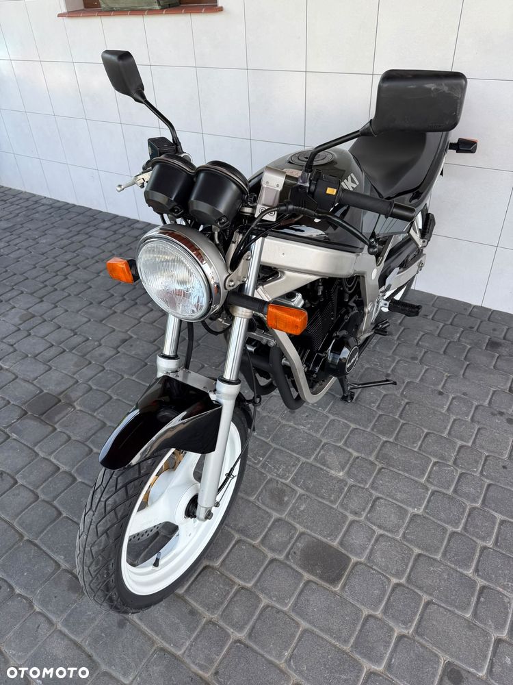 Suzuki GS - 5