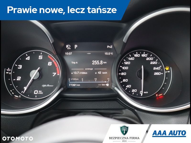 Alfa Romeo Stelvio - 12