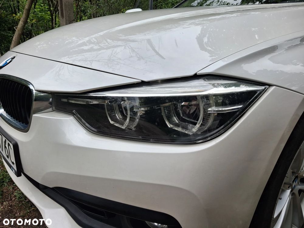 BMW Seria 3 320i xDrive - 7