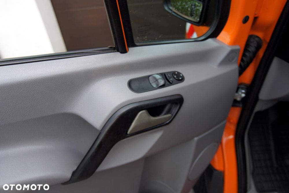 Volkswagen CRAFTER 2.5 TDI Klima Webasto - 26