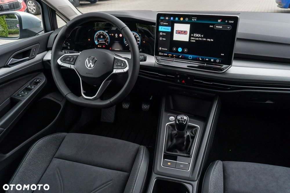 Volkswagen Golf - 21