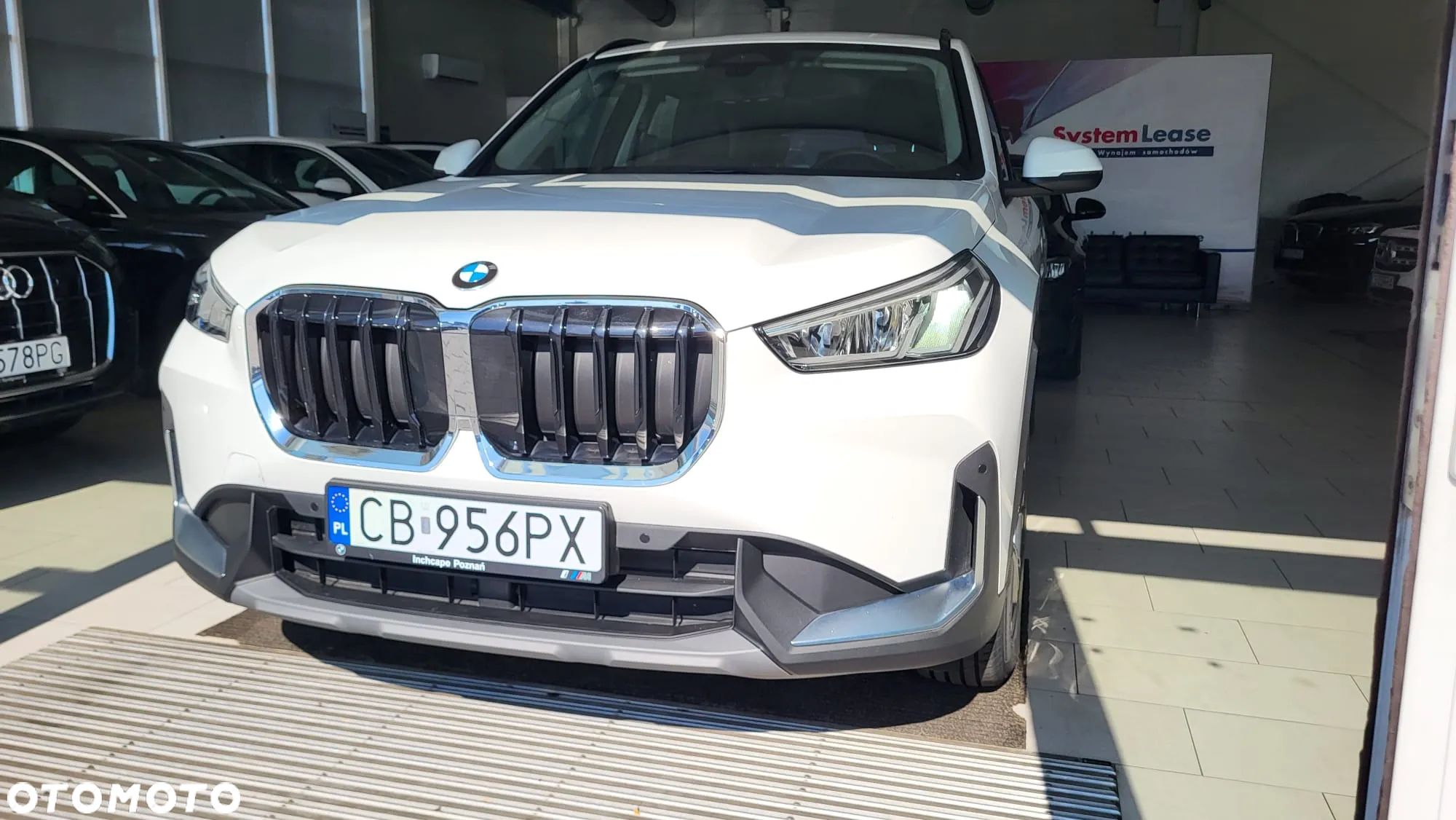BMW X1 sDrive18i Business Edition - 1