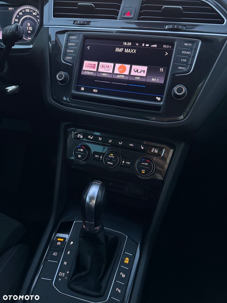 Volkswagen Tiguan - 17