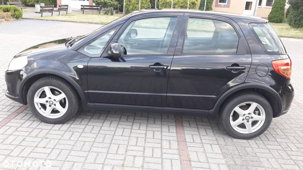 Suzuki SX4 - 2