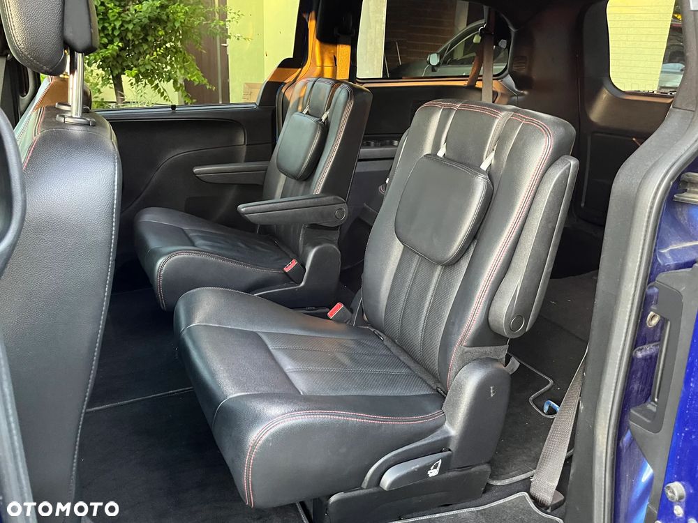 Dodge Grand Caravan 3.6 R/T - 17
