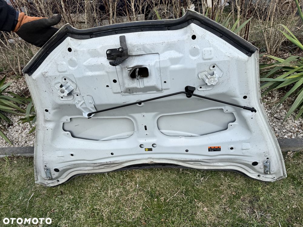 NISSAN LEAF I 326G MASKA POKRYWA SILNIKA - 2