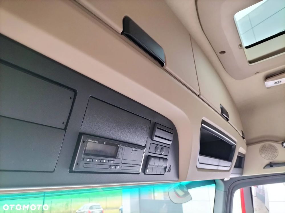Mercedes-Benz Actros 1848 LS - 13