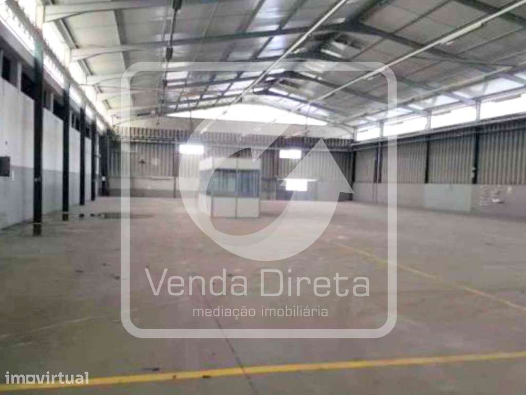 Armazém Industrial, implantado num lote com 10.000 m², na Zona Indu... - Grande imagem: 2/21
