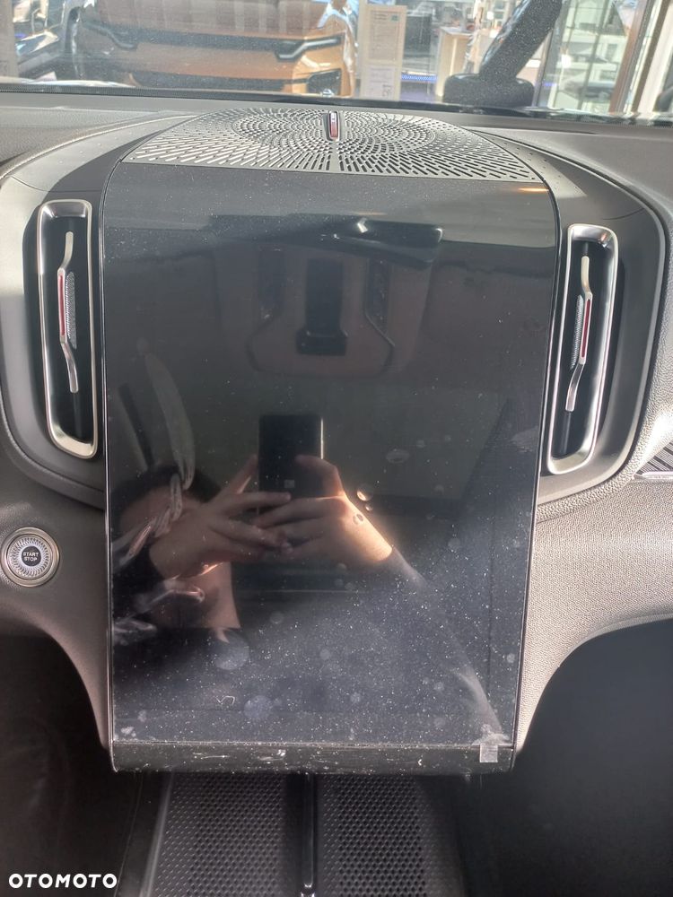 Hongqi HS3 1.5T FWD - 18