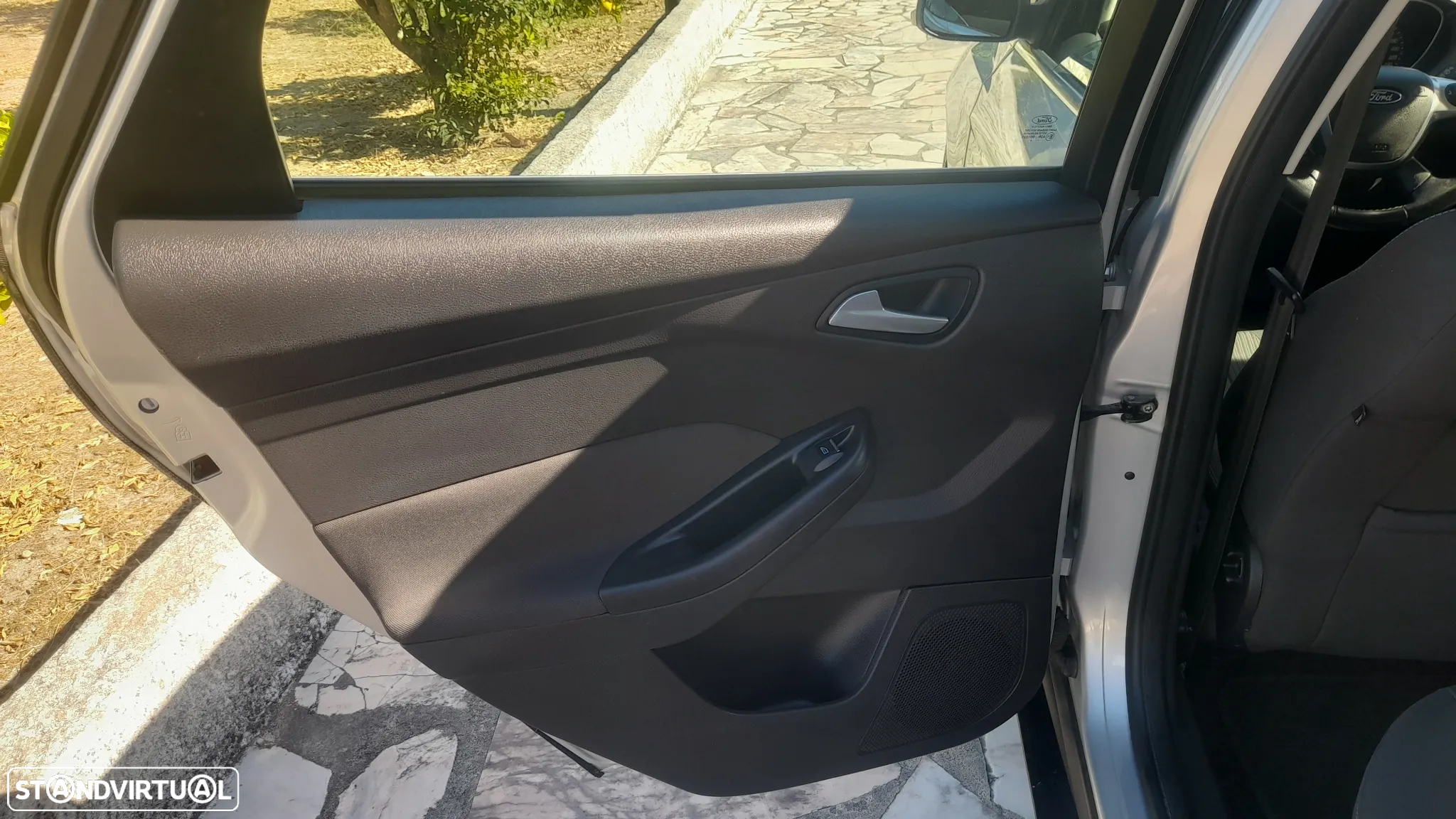 Ford Focus SW 1.6 TDCi Trend - 28