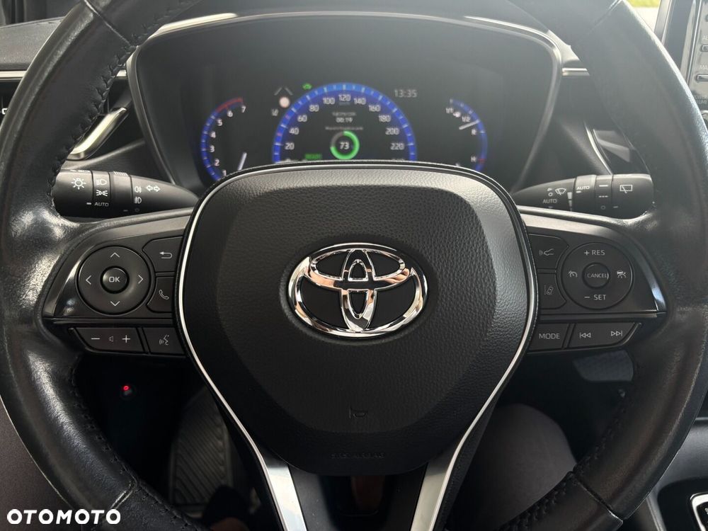 Toyota Corolla - 10