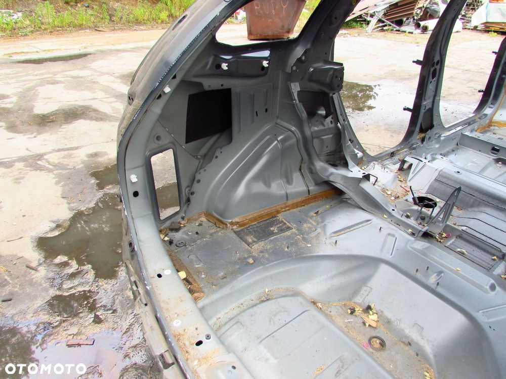 VOLVO V60 10-17 CWIARTKA BLOTNIK TYL POSZYCIE LEWE - 2