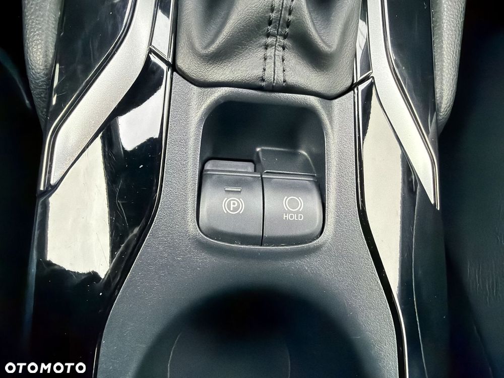 Toyota Corolla Cross 2.0 Hybrid Executive AWD - 22