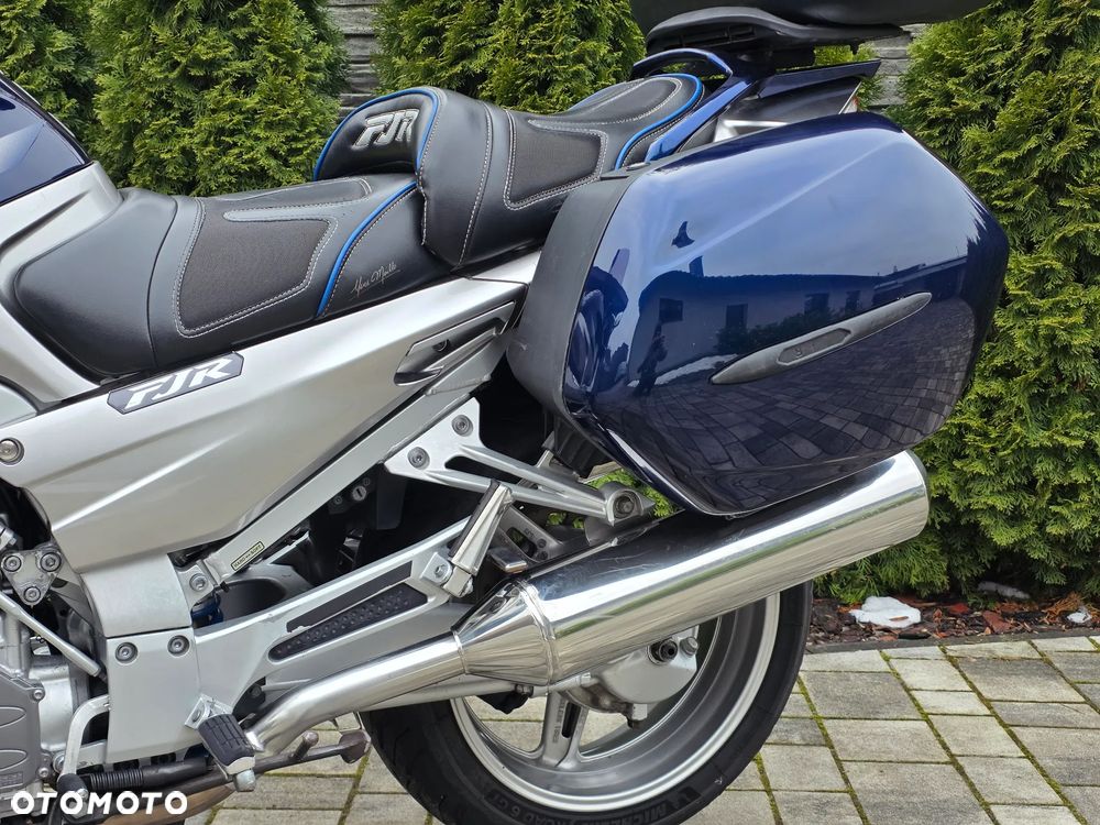 Yamaha FJR - 25
