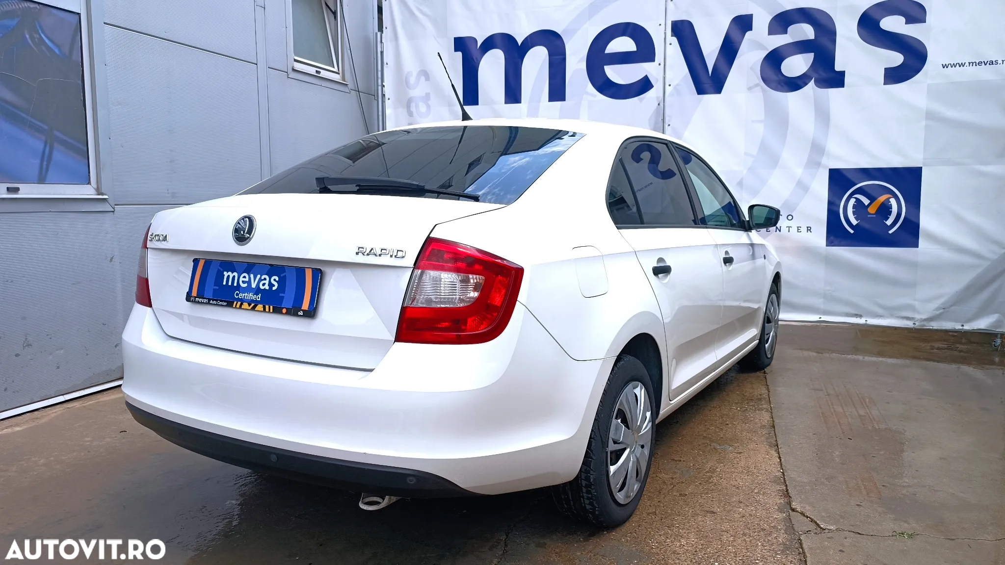 Skoda RAPID 1.6 TDI Ambition - 2